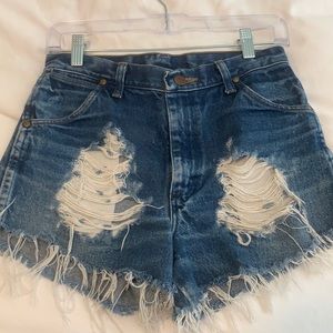 Wranglers high waisted cut off shorts